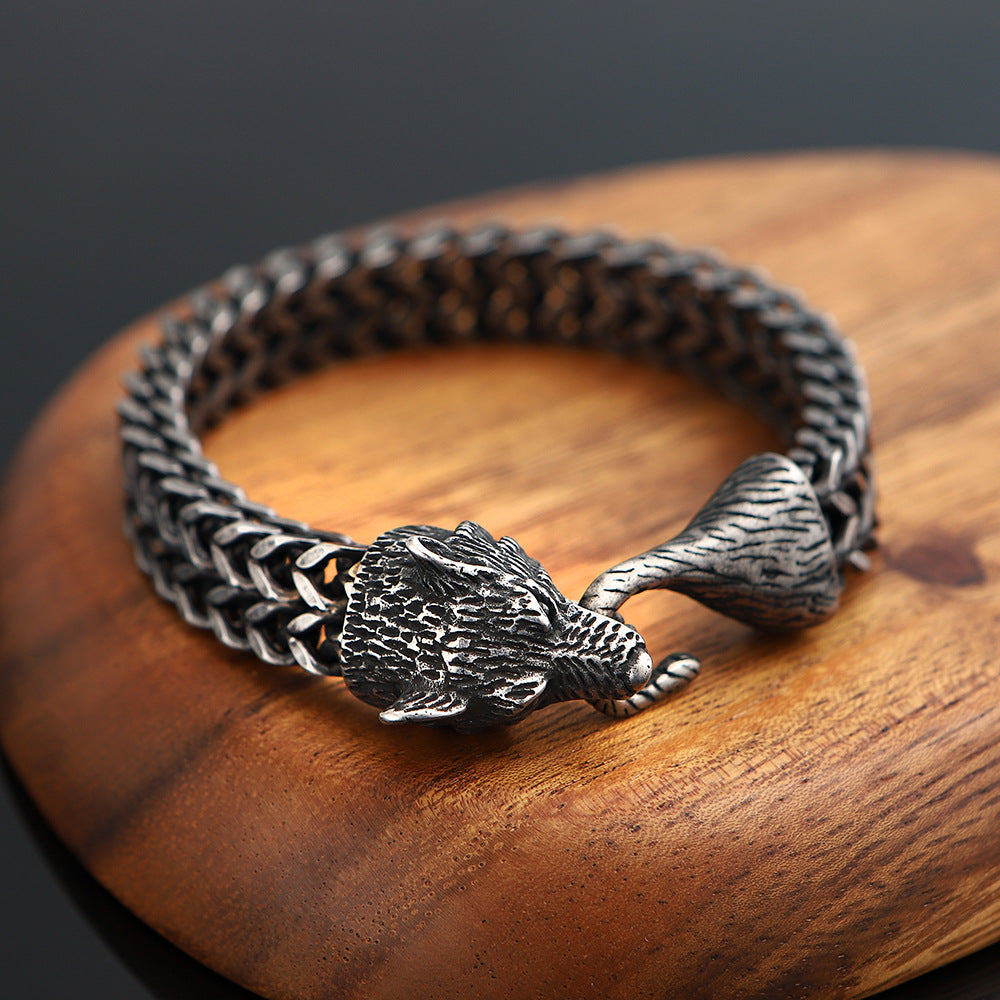 A Bracelet Wolf